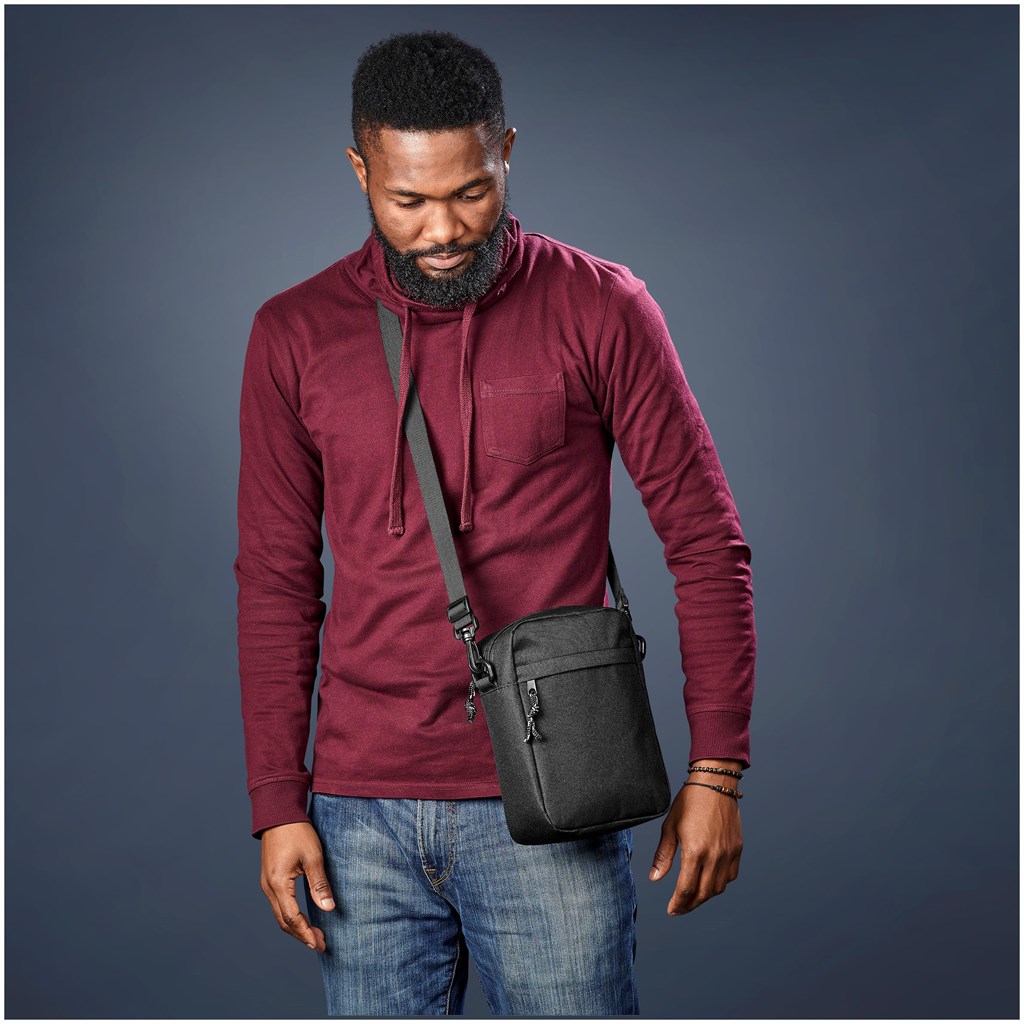 bg al 412 b lifestyle no logo 1024x1024 bg al 412 b lifestyle no logo 1024x1024