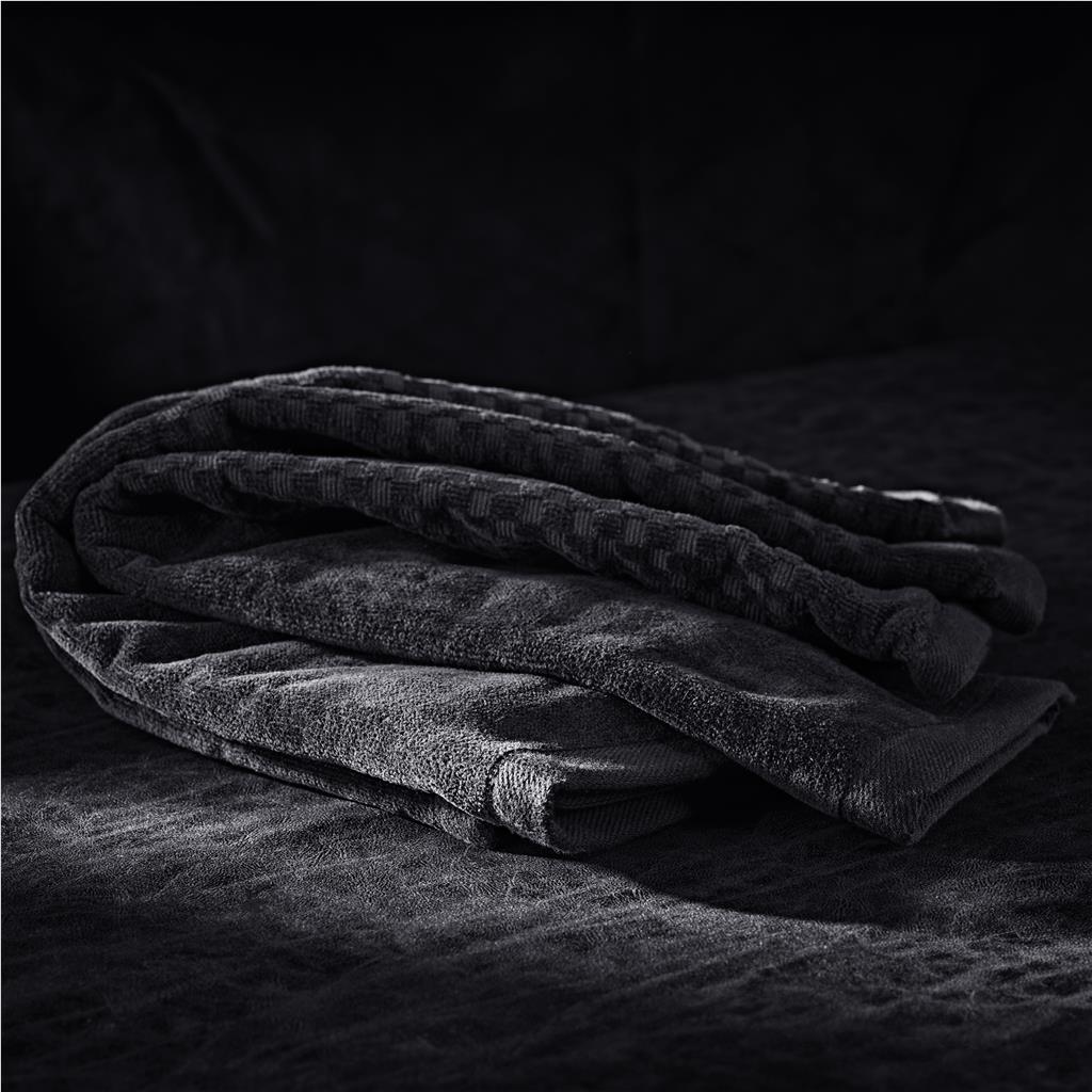 gp av 19 b lifestyle no logo 1024x1024 gp av 19 b lifestyle no logo 1024x1024